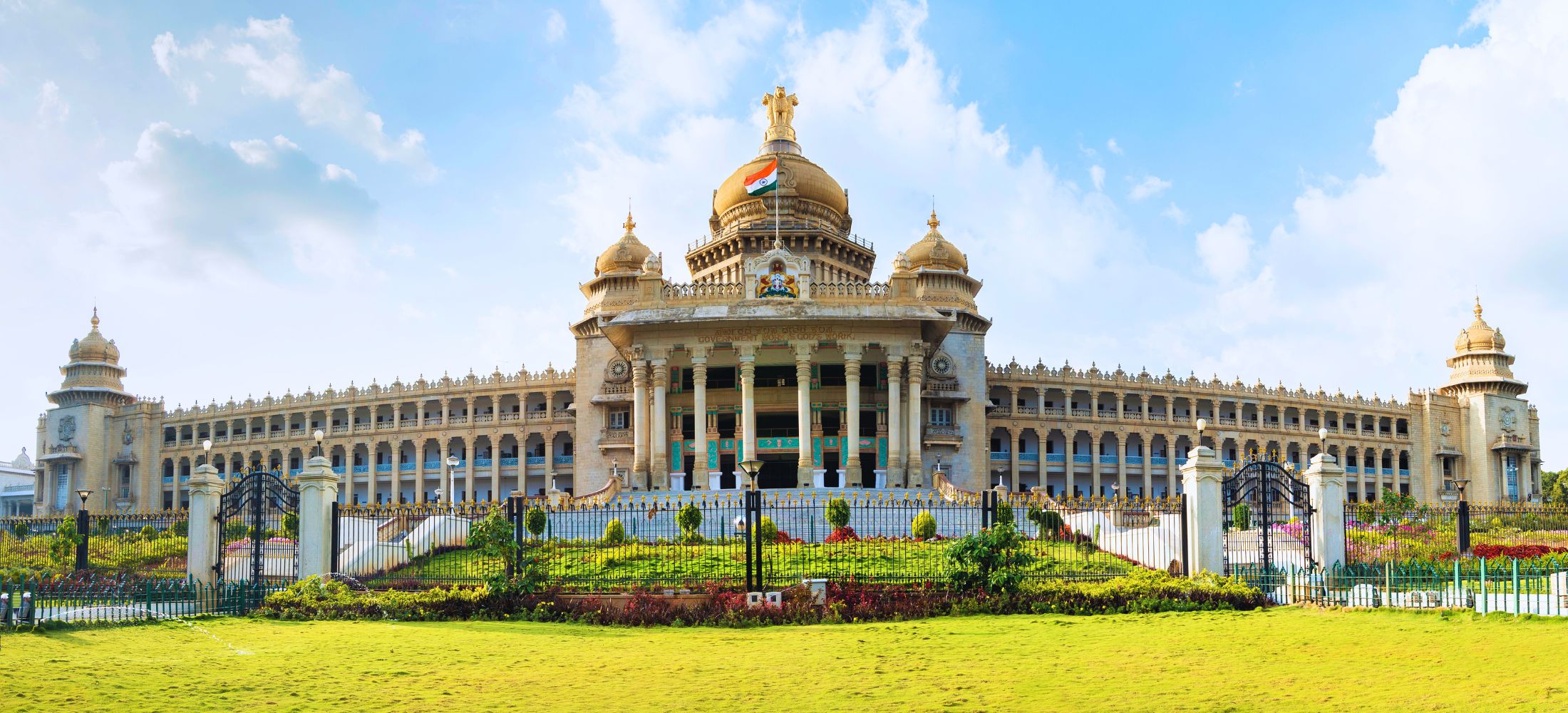 A2Ztrip - Discover Karnataka: Land of Heritage and Hills. Discover Karnataka: Land of Heritage and Hills.
