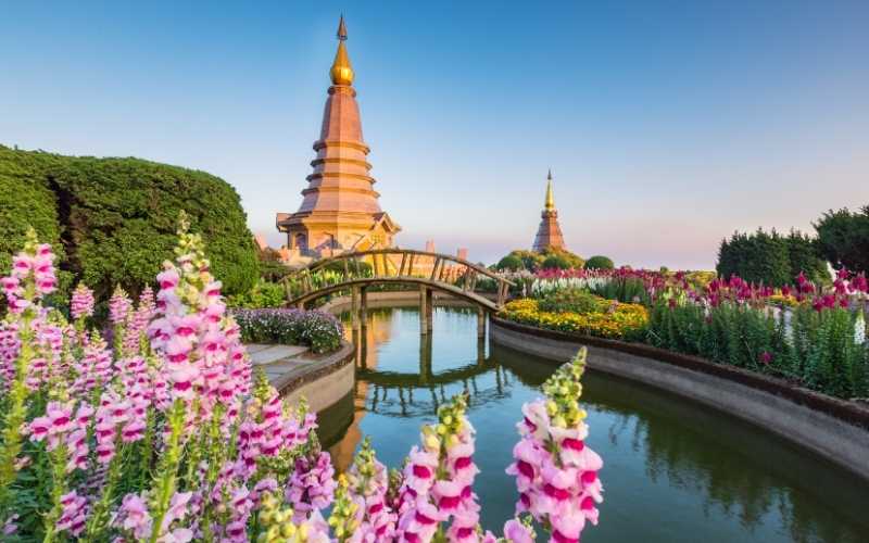 Sunsets & Skylines: Singapore to Thailand Escape