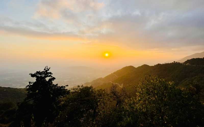 Hills of Happiness: Mussoorie Family Retreat