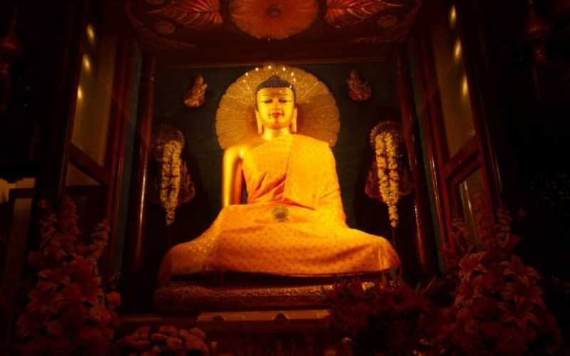 Five Sacred Cities: From Nawabs to Nirvana
