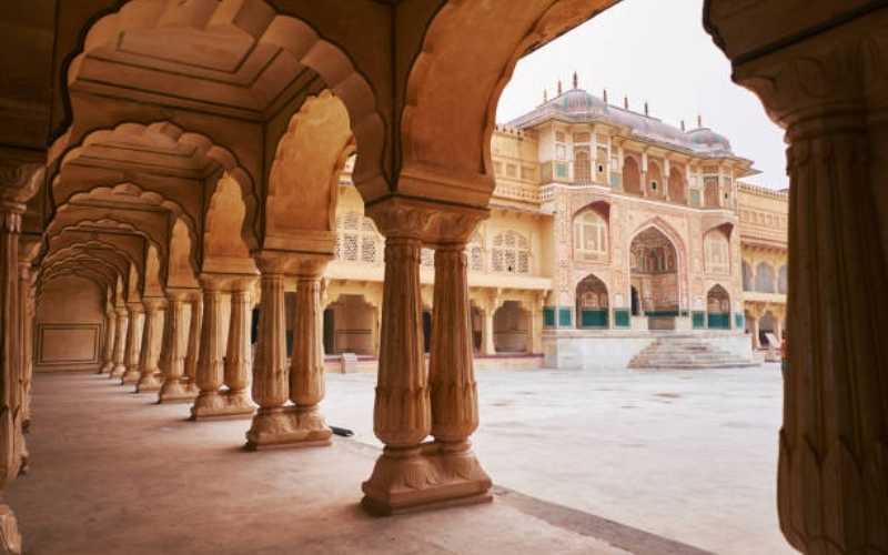 Jaipur & Pushkar: From Forts to Ghats
