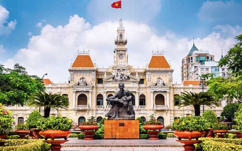 Vietnam Unveiled: From Southern Charms to Northern Legen