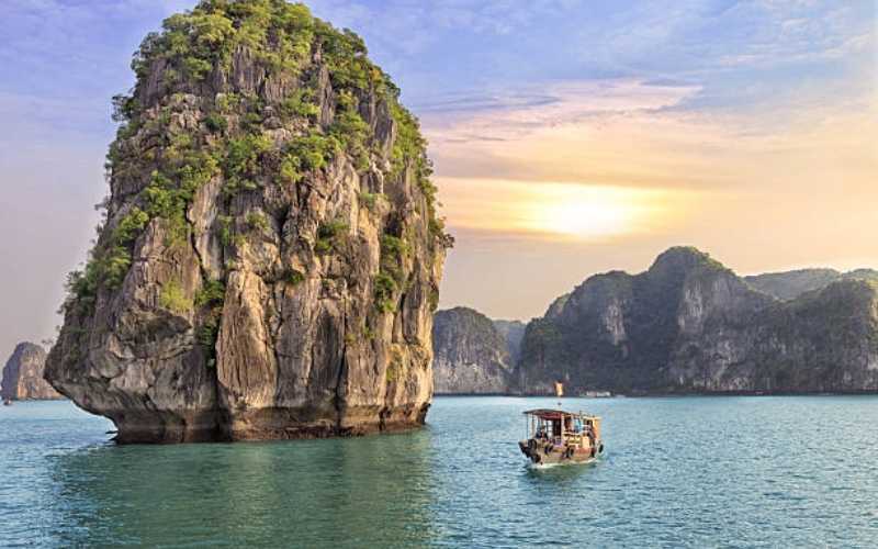 Vietnam Vibes: North to South Highlights