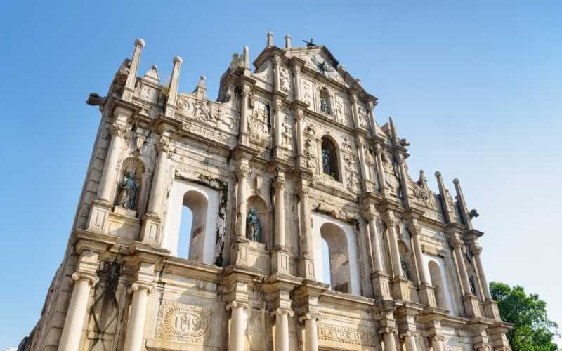 Trio of Treasures: Singapore, Macau & Hong Kong Getaway
